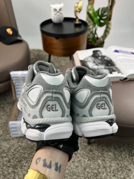 Чоловічі кросівки ASICS Gel-NYC Grey Silver White (замша , текстиль) 44 28 | Зображення 2