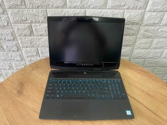 Ноутбук Alienware m15 15,6" IPS 144Hz i7 8750H 16Gb/SSD256+HDD1Tb/ RTX2060-6Gb | Зображення 4