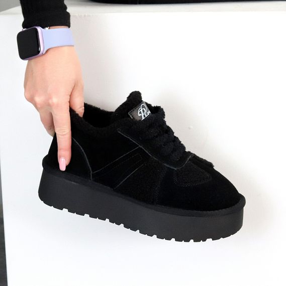 Чорні кросівки уги натуральна замша з хутром Тедді на потовщеній підошві 37