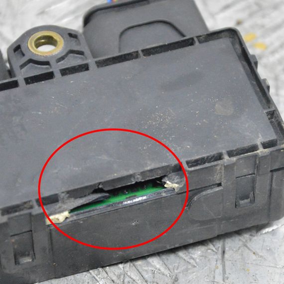 Реле свічок накалу Mercedes W169 W245 2004-2012 Реле свічок розжарювання Мерседес в169 в245 A6401532779 | Зображення 1
