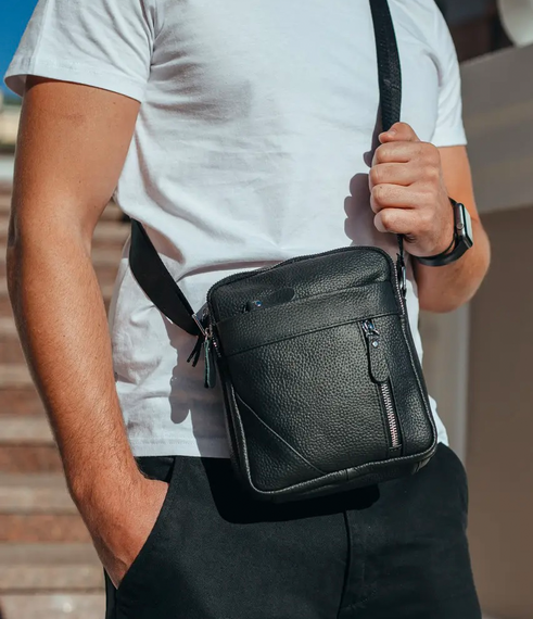 Чоловіча шкіряна сумка через плече Tiding Bag M38-10131A чорна | Зображення 5