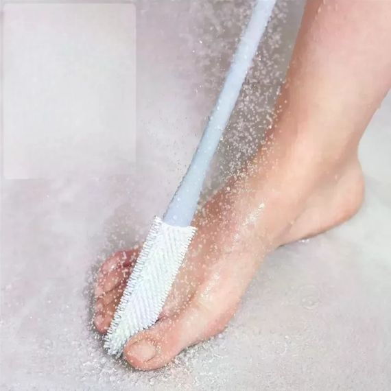 Щетка для мытья ног Foot washing brush 035 • Многофункциональная щетка для стоп и между пальцами с длинной ручкой 40 см для ванной | Зображення 5