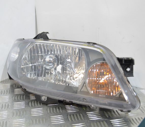 Фара права Mazda 323 BJ 2001-2003 рестайлінг Фара передня права Мазда 323 BL4D510K0D