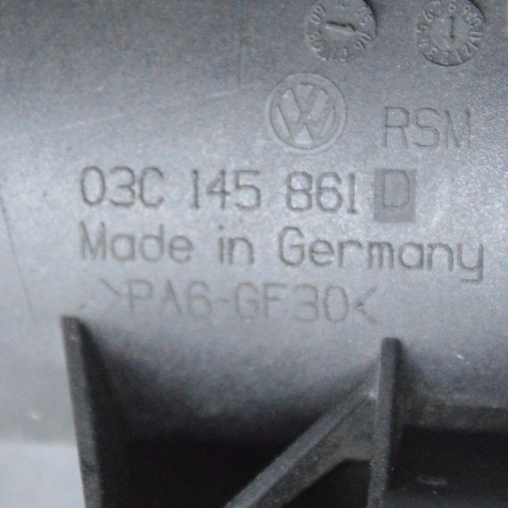 Патрубок повітряного фільтра 1.4 TSI Volkswagen Golf V 2003-2008 Трубка повітря Фольксваген Гольф 5 03C145861D | Зображення 3