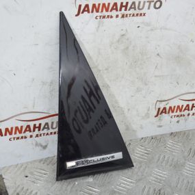 Накладка дверей лівих зад Citroen C4 Picasso Exclusive 2006-2013 Молдинг трикутник Сітроен ц4 Пікассо кутик