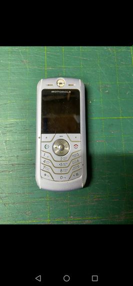 Мобільний телефон Motorola L6 silver бу | Зображення 1