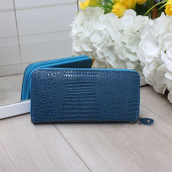 Гаманець жіночий великий на блискавці з ручкою Блакитний