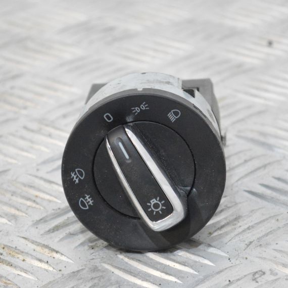 Перемикач світла фар Skoda Rapid 2012-2019 Кнопка управління освітленням Шкода Рапід 5JA941531F