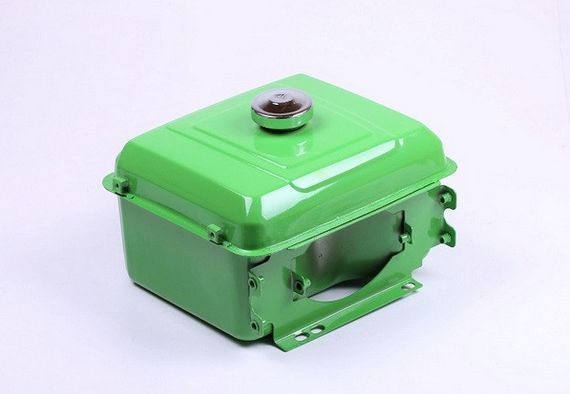 Бак паливний з кришкою 1GZ90 на дизельний двигун мотоблок 190N