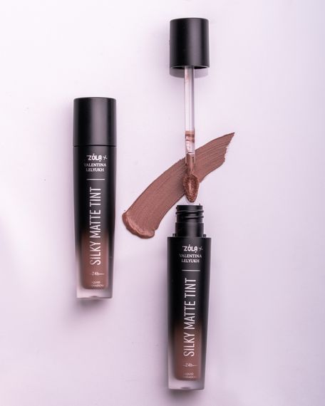 Рідкі тіні для повік ZOLA x Valentina Lelyukh Silky Matte Tint - 07 Smoky Orchid (3.2 g) | Зображення 2