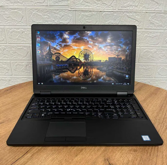 Ноутбук Dell Latitude 5590 FHD IPS i5 8250U 8Gb SSD 128Gb Б/В