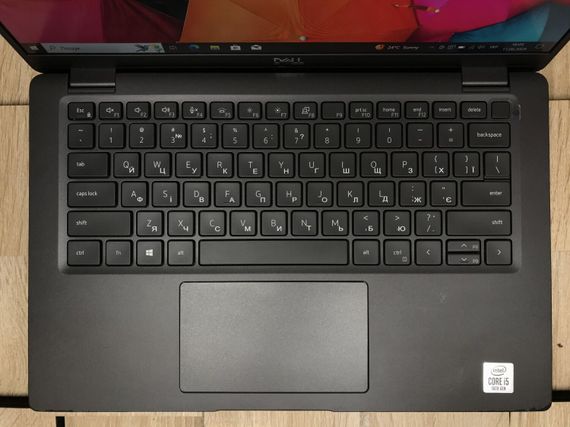 Ультрабук Б-класс Dell Latitude 7410 / 14" (1920x1080) IPS / Intel Core i5-10210U (4 (8) ядра по 1.6 - 4.2 GHz) / 8 GB DDR4 / 256 GB SSD M.2 / Intel UHD Graphics / WebCam / Windows 10 б/у | Зображення 3