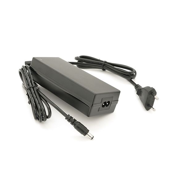 Зарядна станція Optonica B400-A1. Ємність 320Wt/h, Потужність 400Вт. Out:2xAC230, 2хDC13.3V/10A, USB-3x5V/2.4A, Type-C 60W(PD), | Зображення 2