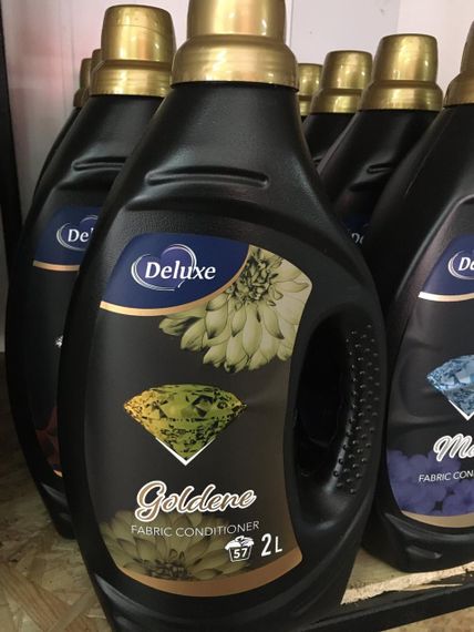 Кондиціонер для білизни Deluxe Goldene 2 л | Зображення 1