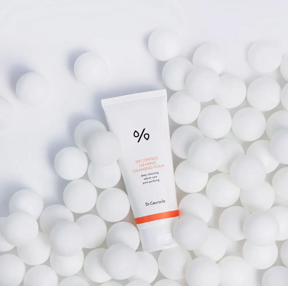 Себоррегулирующая очищающая пенка 5-альфа контроль Dr. Ceuracle 5a control clearing cleansing foam (200 мл) | Зображення 1