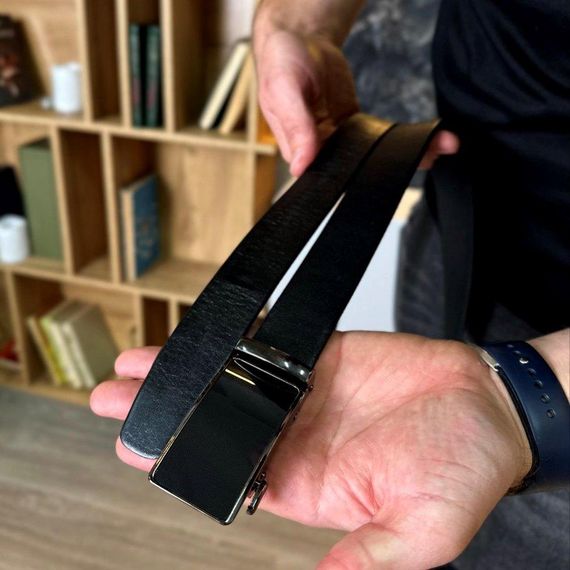 Чоловічий шкіряний ремінь із пряжкою автомат 3733 | Зображення 3