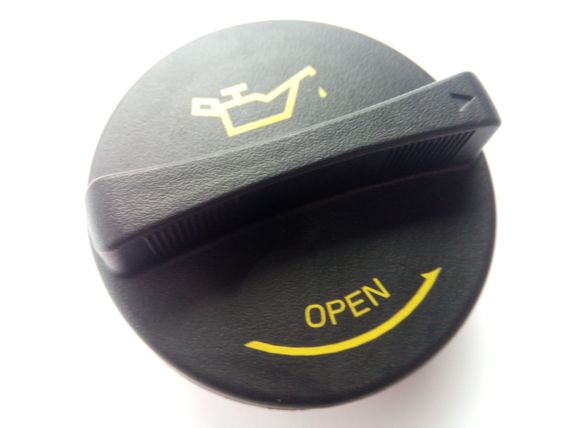Кришка оливозаливна Hyundai/KIA універсальна, MOBIS (2651026620) (26510-26620/26510-4A000)