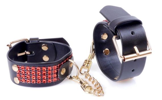 Наручники зі штучної шкіри з кристалами Fetish Boss Series - Handcuffs with cristals Red, BS3300109 Sex Aura | Зображення 1