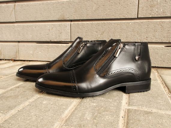 Класичні чорні черевики 45 розмір