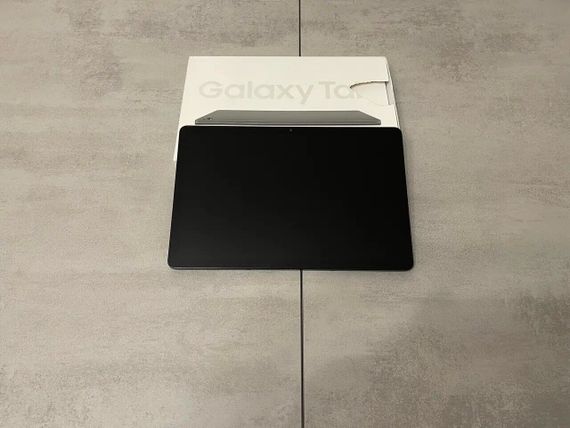 Планшет Samsung Galaxy Tab A9+ (SM-X218U) / 11" (1920x1200) TFT / Qualcomm Snapdragon 695 (8 ядер по 1.8 - 2.2 GHz) / 4 GB RAM / 64 GB Memory / Qualcomm Adreno 619 / 5G | Зображення 2