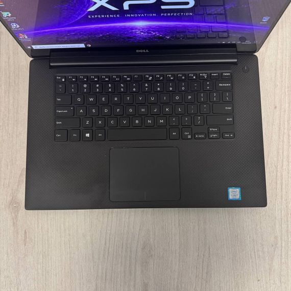 Ігровий ноутбук Б-клас Dell XPS 15 9560 / 15.6" (3840x2160) IPS Touch / Intel Core i7-7700HQ (4 (8) ядра по 2.8 - 3.8 GHz) / 8 GB DDR4 / 256 GB SSD / nVidia GeForce GTX 1050, 4 GB GDDR5, 128-bit / WebCam б/в | Зображення 2