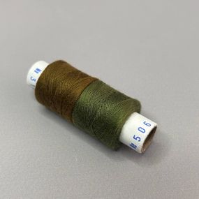 310/506 Нитки в котушках 40/2 , половинки (котушка 2х75м)