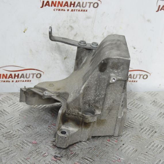 Кронштейн опора двигуна 1.0 / 1.4 TSI Volkswagen Golf VII Passat B8 Polo Подушка двигуна Фольксваген 04C199207F | Зображення 3