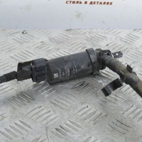 Насос омивача фар Opel Astra H III Zafira B насос рідини Опель Астра Зафіра 13157637