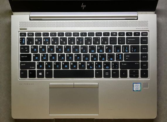 Ноутбук Б-класс HP EliteBook 840 G5 / 14" (1920x1080) IPS / Intel Core i7-8550U (4 (8) ядра по 1.8 - 4.0 GHz) / 8 GB DDR3 / 256 GB SSD / WebCam / USB 3.0 / HDMI / Без акб б/у | Зображення 2