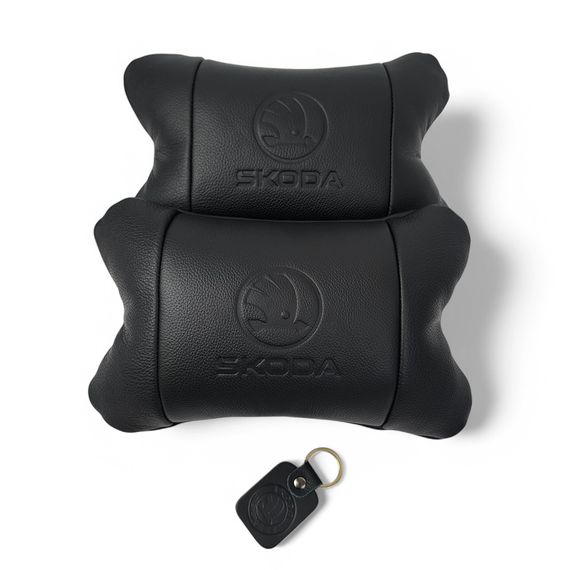 Набір авто подушок Skoda з натуральної шкіри + брелок, Автоподушка на підголовник | Зображення 4