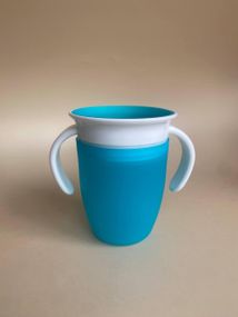 Чашка непроливайка дитяча 360 220мл Блакитна