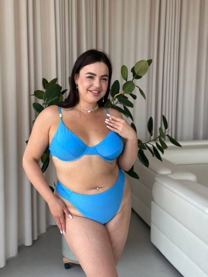 Блакитний купальник PLUS SIZE з чашками та високими плавками | Зображення 2