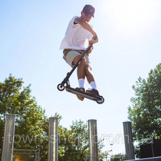 Самокат MICRO серии Ramp – Чёрный | Зображення 6