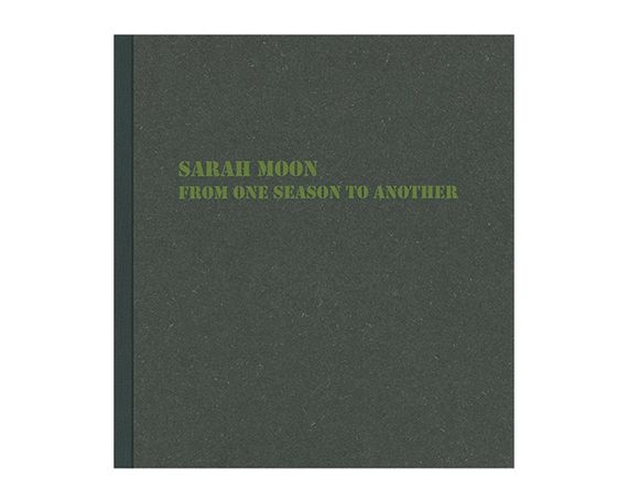 Книга фотоальбом відомих фотографів Сара Мун Sarah Moon: From One Season to Another (Signed) з афтографом