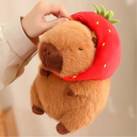 М’яка іграшка Капібара Strawberry 29 см з декоративною шапочкою і наповнювачем з холофайбера | Зображення 6