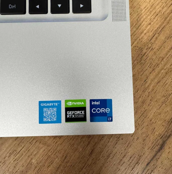 Ноутбук Gigabyte Aero 16 XE5 4K OLED i7 12700H 32Gb SSD 1Tb RTX 3070Ti Б/В | Зображення 4