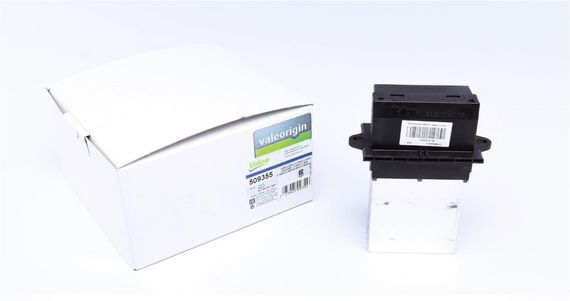 Резистор вентилятора пічки Renault Megane II Peugeot 607 95-09 509355