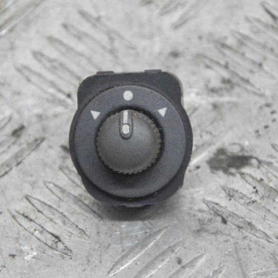 Джойстик регулювання дзеркал Fiat Doblo 2000-2009 Блок регулювання дзеркал Фіат Добло B5691