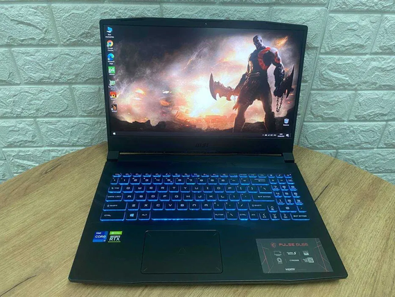 Ігровий ноутбук Dell E5590 \ 15.6 FHD \ Core i5 \ 8Gb \ 256Gb \ MX130