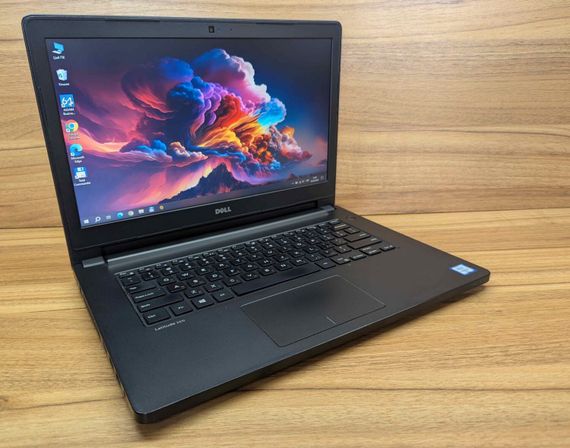 Ноутбук Dell Latitude 3470 / 14" (1366x768) TN / Intel Core i3-6100U (2 (4) ядра по 2.3 GHz) / 8 GB DDR3 / 240 GB SSD / Intel HD Graphics 520 / WebCam / VGA / Windows 10 б/у | Зображення 3