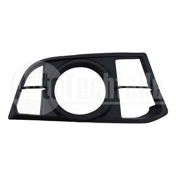 Вставка бампера под противотуманную фару правая BMW 5 F10/F11 09-17 (M-Technic), AutoTechteile, 703 5156, 6502-07-00679A8P