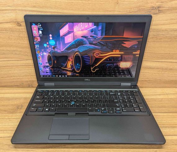 Ноутбук Dell Precision 3530 / 15.6" (1920x1080) IPS Touch / Intel Core i5-8400H (4 ядра по 2.5 - 4.2 GHz) / 8 GB DDR4 / 256 GB SSD / Intel UHD Graphics 630 / WebCam / HDMI / Windows 10 б/в + Подарунок Бездротова миша / USB | Зображення 1