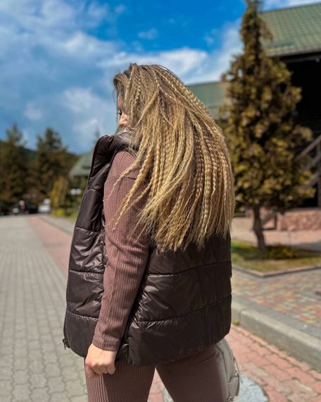Жіночий двосторонній жилет колір капучино-бежевий р.52/54 440442 | Зображення 1