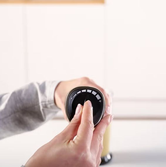 Ручной блендер Black&Decker BXHB800E | Зображення 1