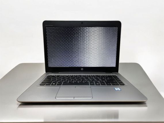 Ноутбук HP EliteBook 840 G3 / 14" (1920x1080) TN / Intel Core i5-6300U (2 (4) ядра по 2.4 - 3.0 GHz) / 8 GB DDR4 / 120 GB SSD / Intel HD Graphics 520 / WebCam / АКБ не держит б/у | Зображення 1
