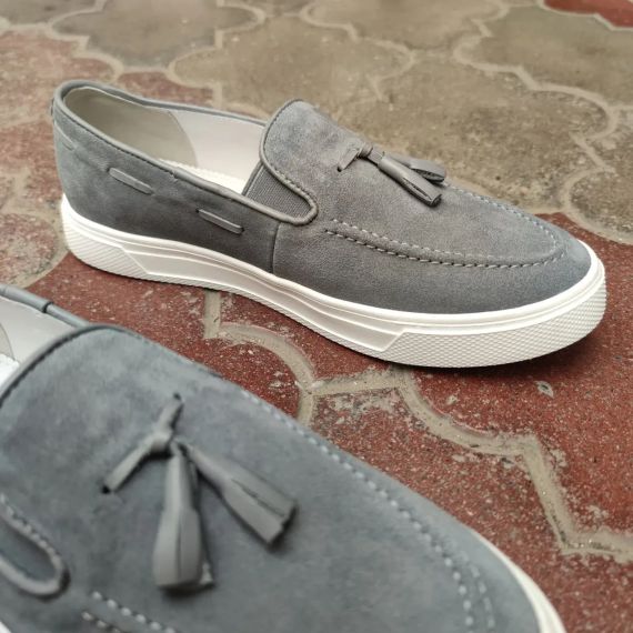 Мокасины на белой подошве серого цвета 45 размер | Зображення 1