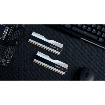 Модуль памяти для компьютера DDR5 32GB (2x16GB) 6400 Trident Z5 RGB G.Skill (F5-6400J3239G16GX2-TZ5RS) | Зображення 6