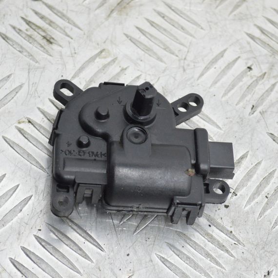 Привід заслінки пічки Ford Focus II 2004-2011 моторчик Форд Фокус 2 1S7H19B634CA | Зображення 2