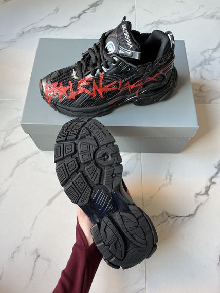Кросівки Ba1lenc1iagaRunner Graffiti Black Red 12003 | Зображення 4