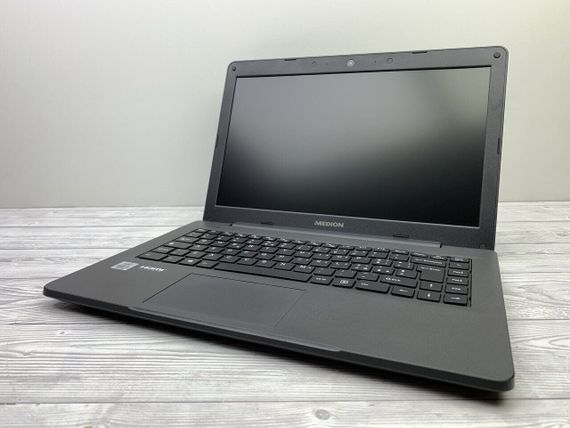 Ноутбук Medion Akoya E14409 / 14" (1366x768) TN / Intel Core i3-1005G1 (2 (4) ядра по 1.2 - 3.4 GHz) / 8 GB DDR4 / 120 GB SSD / Intel UHD Graphics / WebCam / Коробка б/в | Зображення 2